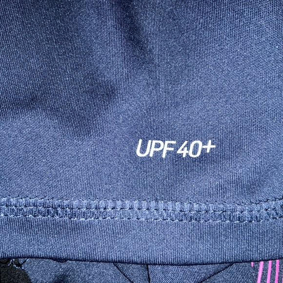 Nike Swim Shirt - Picture 4 of 5